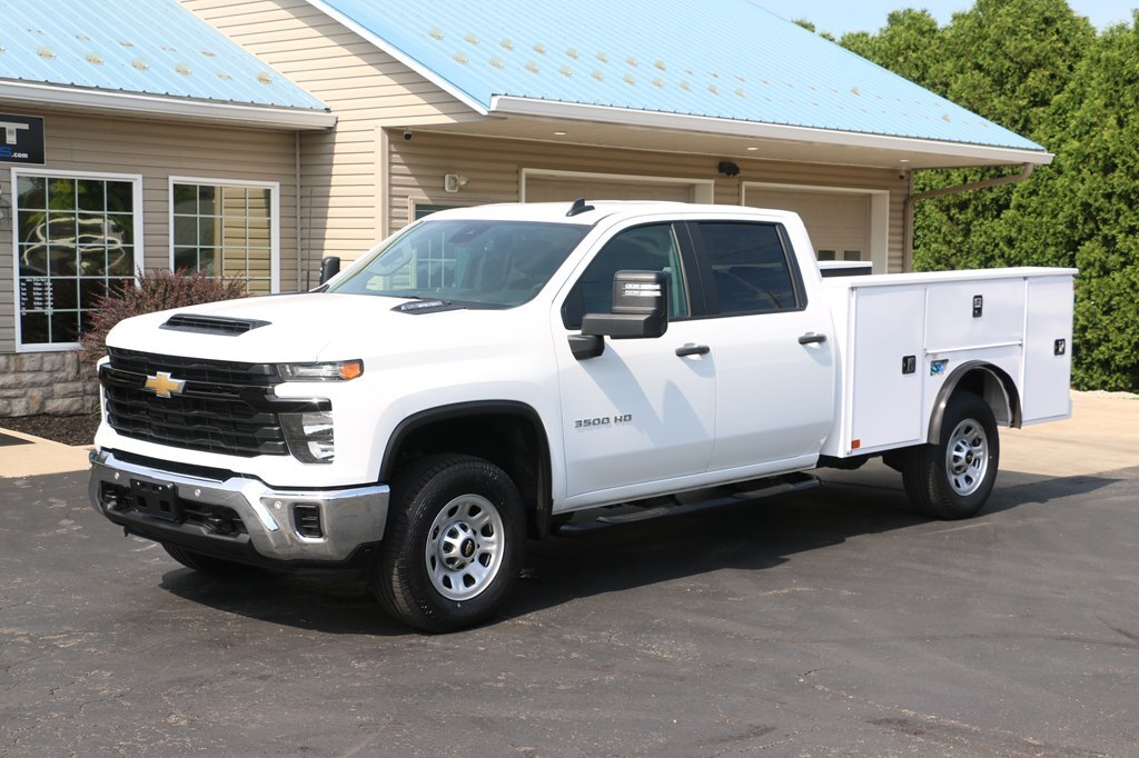 2025 CHEVROLET 3500 SERV BODY in Wooster, OH