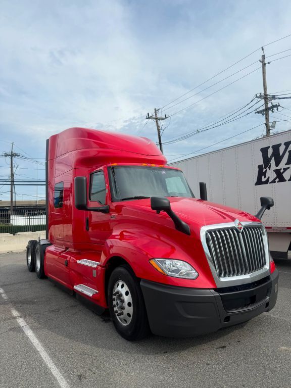 2018 International LT in Linden, NJ