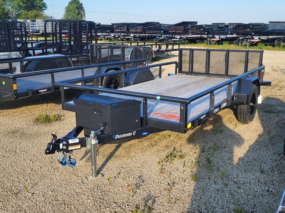 2026 Diamond C Trailers PSA135 12X77 in Hilbert, WI