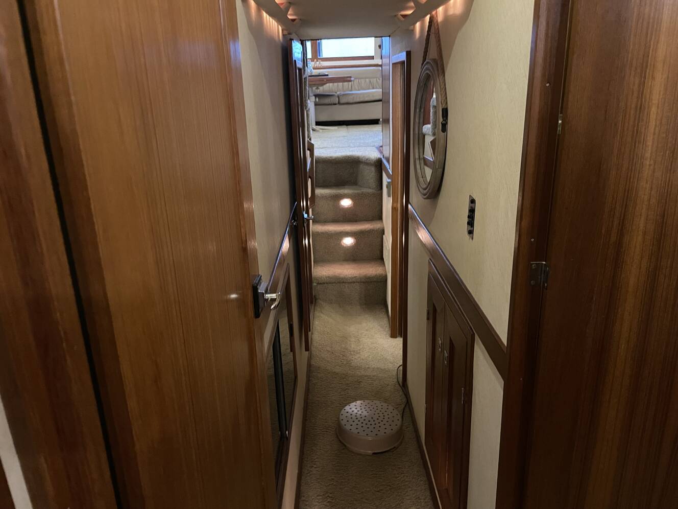 A photo of this 1995 Bayliner 4788 PILOTHOUSE MOTORYACHT