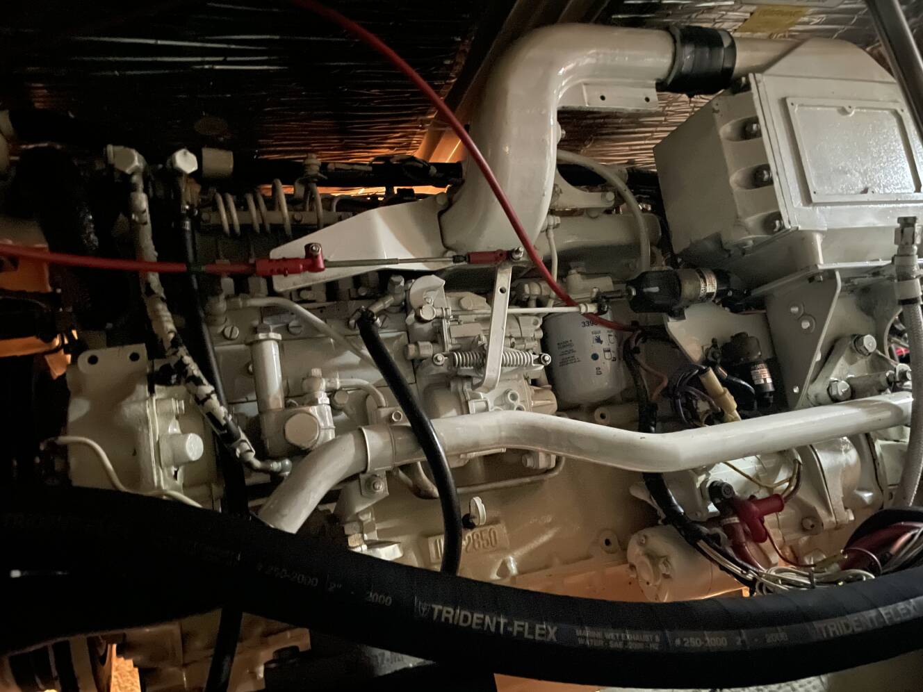 A photo of this 1995 Bayliner 4788 PILOTHOUSE MOTORYACHT
