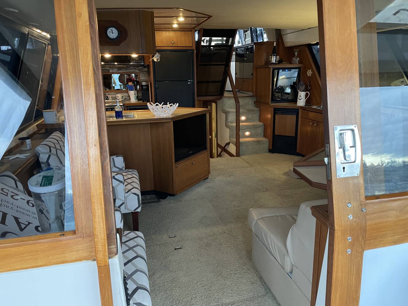 A photo of this 1995 Bayliner 4788 PILOTHOUSE MOTORYACHT