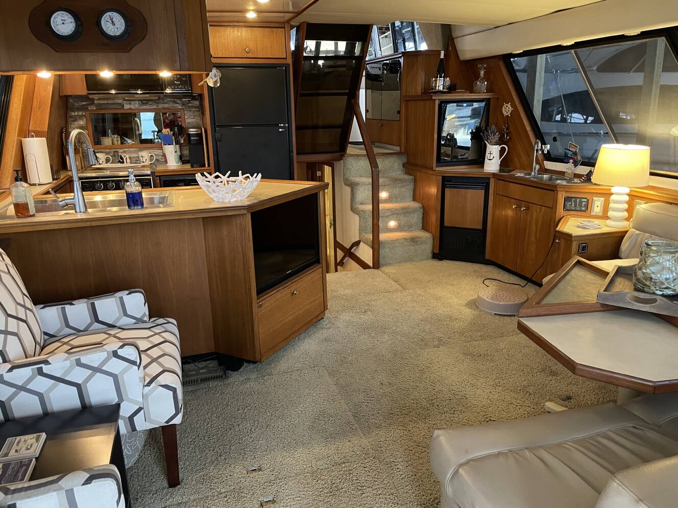 A photo of this 1995 Bayliner 4788 PILOTHOUSE MOTORYACHT
