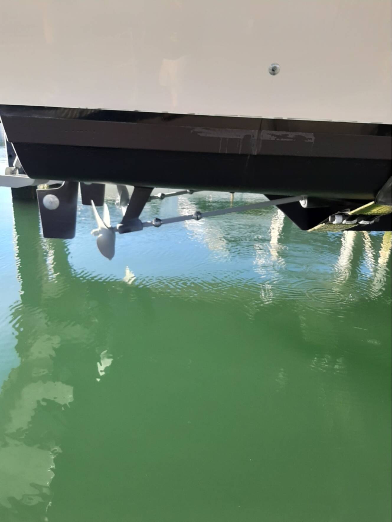 A photo of this 1995 Bayliner 4788 PILOTHOUSE MOTORYACHT