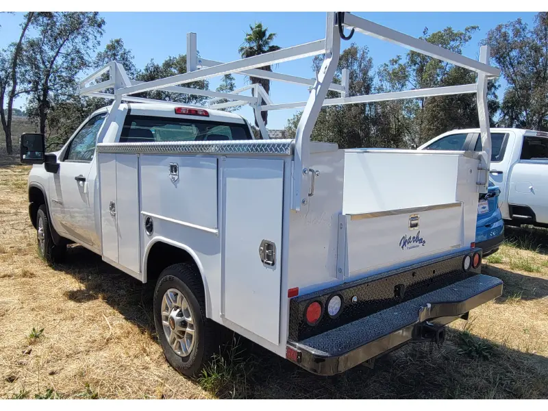 2025 CHEVROLET SILVERADO
