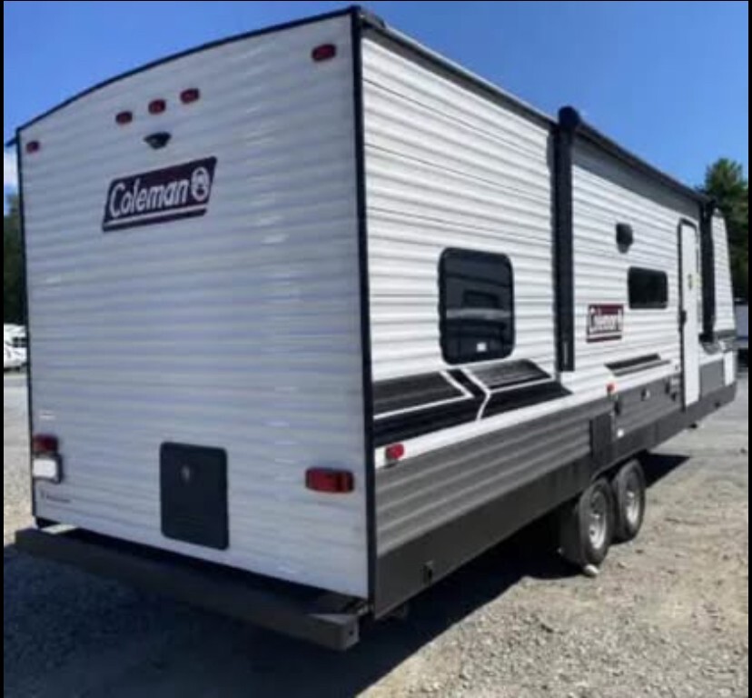 2023 Coleman LANTERN LT 262 BH in somerset MA
