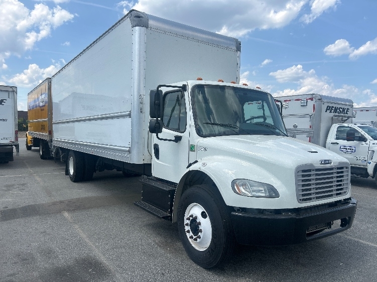 2019 FREIGHTLINER BUSINESS CLASS M2 106 in Greensboro, NC