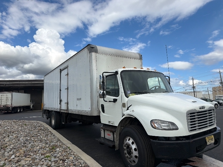 2021 FREIGHTLINER BUSINESS CLASS M2 106 in Linden, NJ