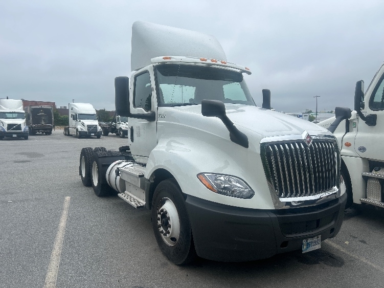 2018 INTERNATIONAL LT625 in Greensboro, NC