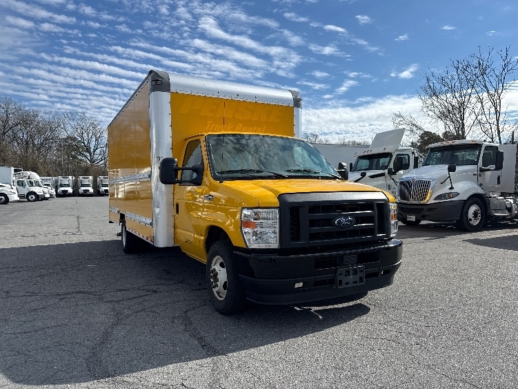 2022 FORD ECONOLINE in Hot Springs, AR