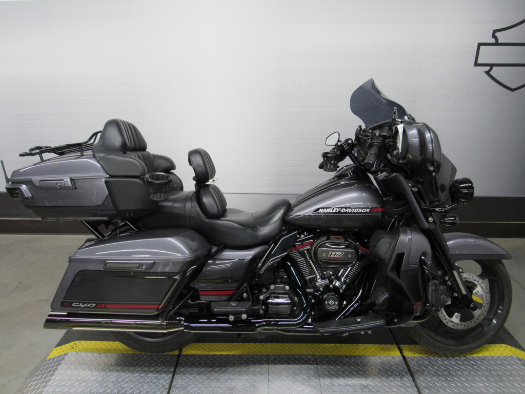 2020 Harley-Davidson Touring CVO Limited in Peoria, AZ