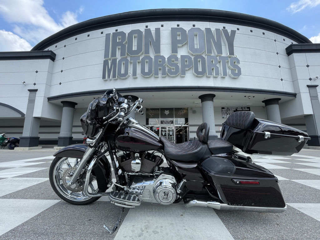 2014 Harley-Davidson Street Glide FLHXS Special SPECIAL in Westerville, OH