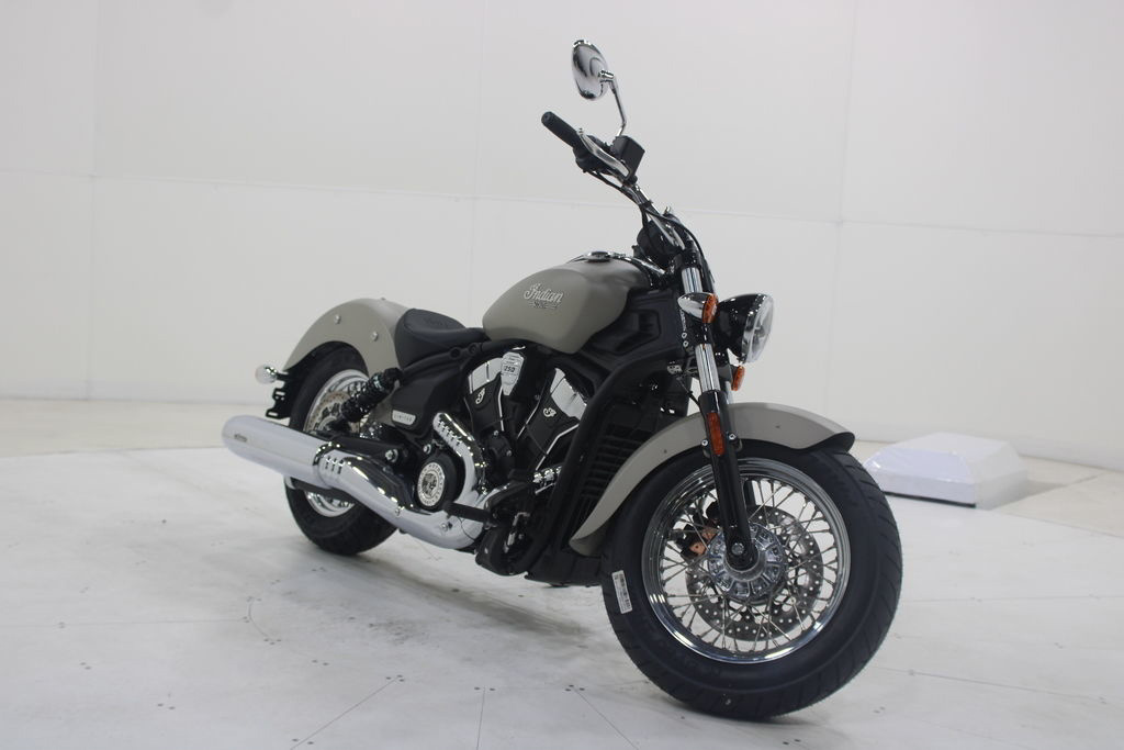 2025 Indian Scout Classic Limited Silver Quartz Smoke LIMITED in Concord, NC