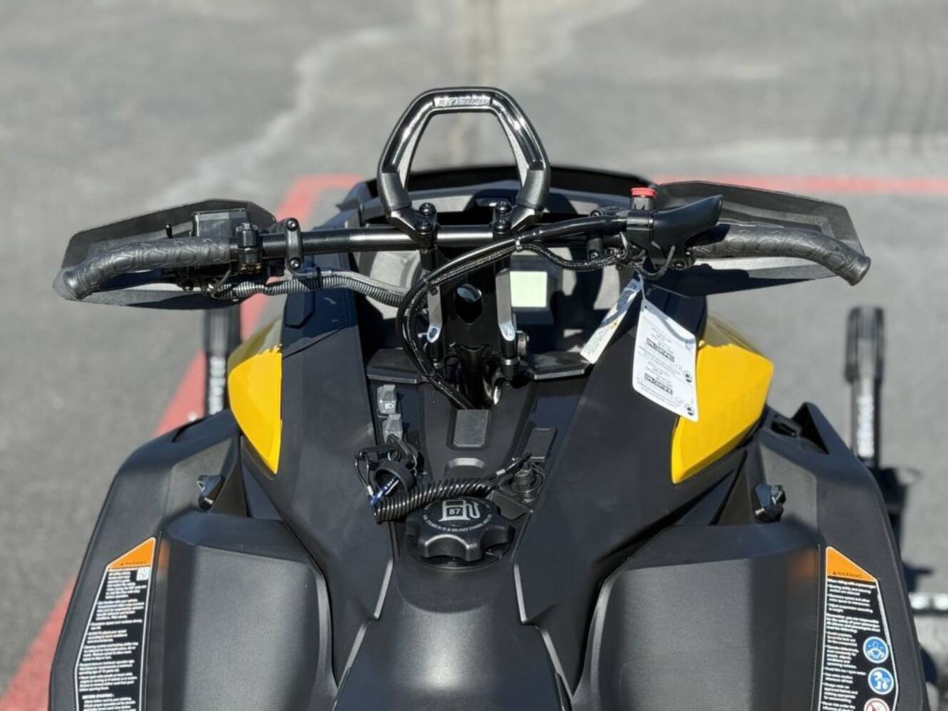 A photo of this 2026 Ski-Doo Summit NEO 600 EFI - 85 H_Al