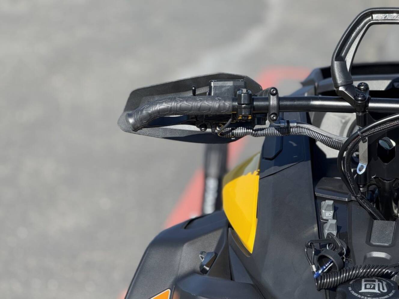 A photo of this 2026 Ski-Doo Summit NEO 600 EFI - 85 H_Al