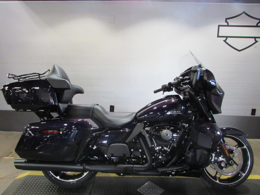 2025 Harley-Davidson Street Glide Ultra BASE in Goodyear, AZ