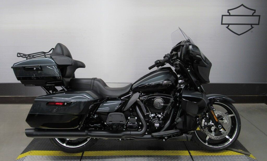 2025 Harley-Davidson Street Glide Ultra BASE in Goodyear, AZ