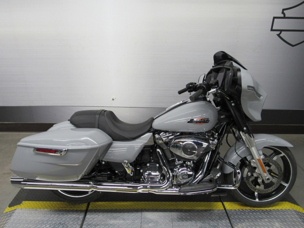 2024 Harley-Davidson Street Glide in Goodyear, AZ