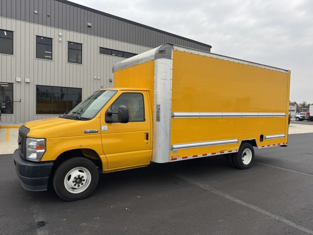 2022 FORD E-350 CUBE VAN in Rice, MN