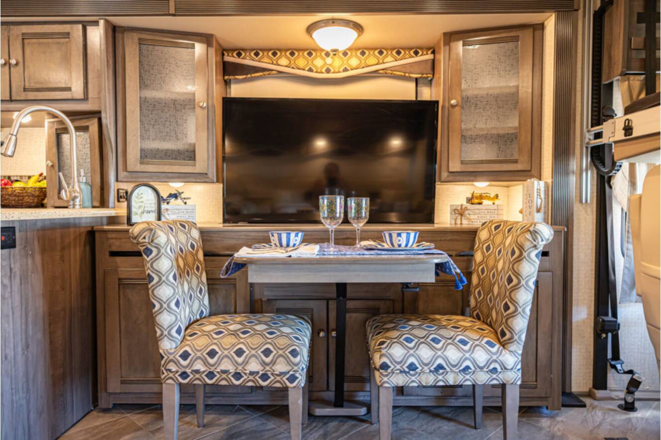 A photo of this 2019 Winnebago Sightseer 33C