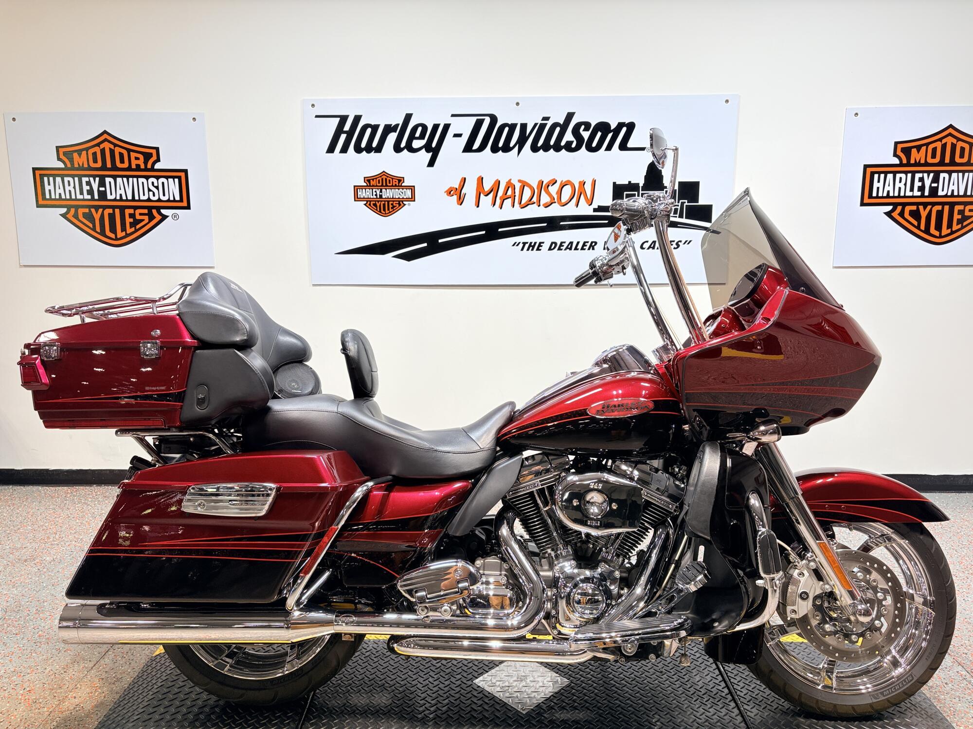 Harley-Davidson Road Glide Motorcycles For Sale Near Petoskey, MI