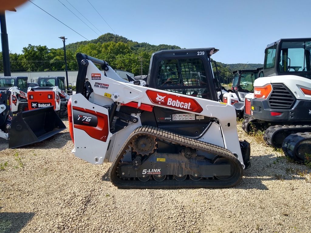 2023 Bobcat T76 in La Crescent, MN