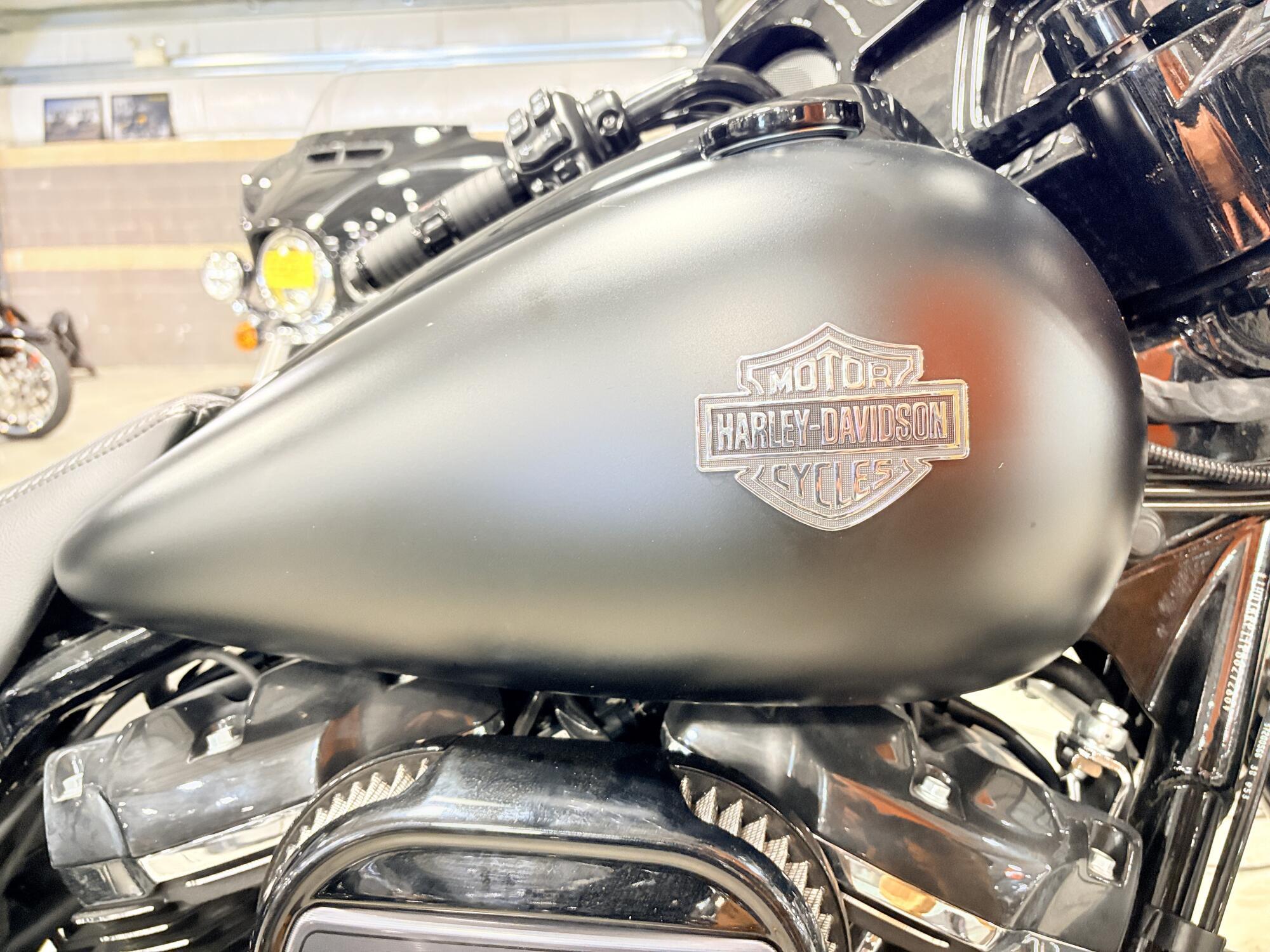 2023 Harley-Davidson Street Glide Special SPECIAL in Madison, WI