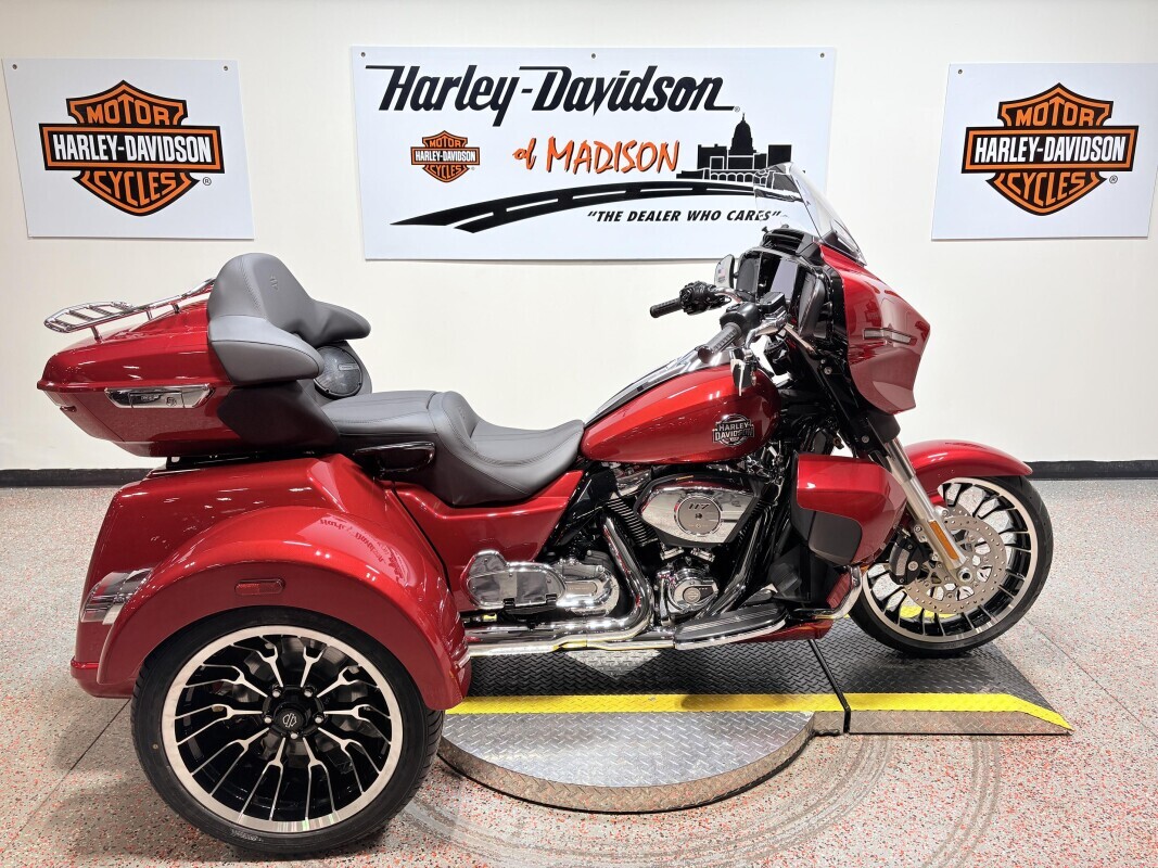 2026 Harley-Davidson Street Glide 3 Limited LIMITED in Madison, WI
