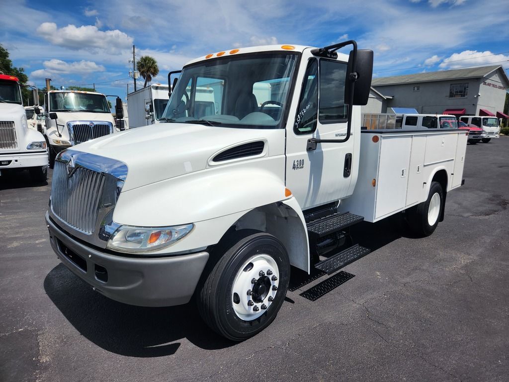2007 INTERNATIONAL 4300 in Deland, FL