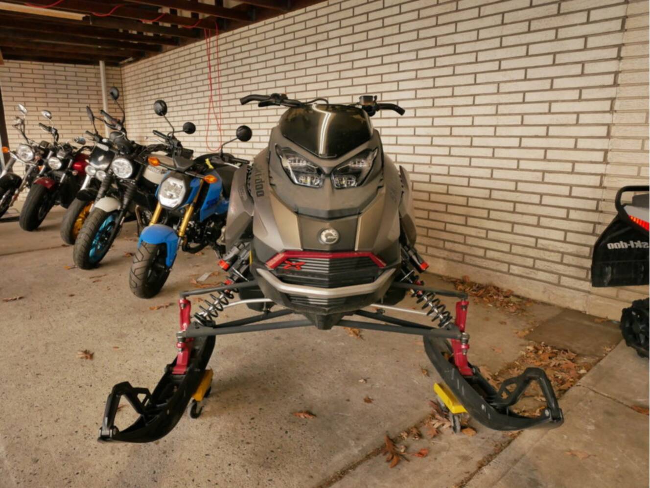 A photo of this 2023 Ski-Doo Renegade® X-RS® 850 E-TEC® Ice Rip. XT 1.25_Smart-S_