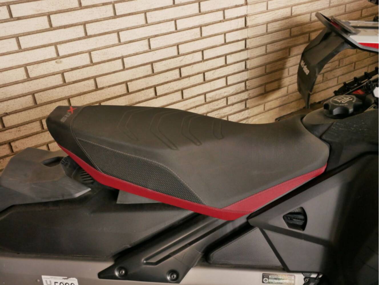 A photo of this 2023 Ski-Doo Renegade® X-RS® 850 E-TEC® Ice Rip. XT 1.25_Smart-S_