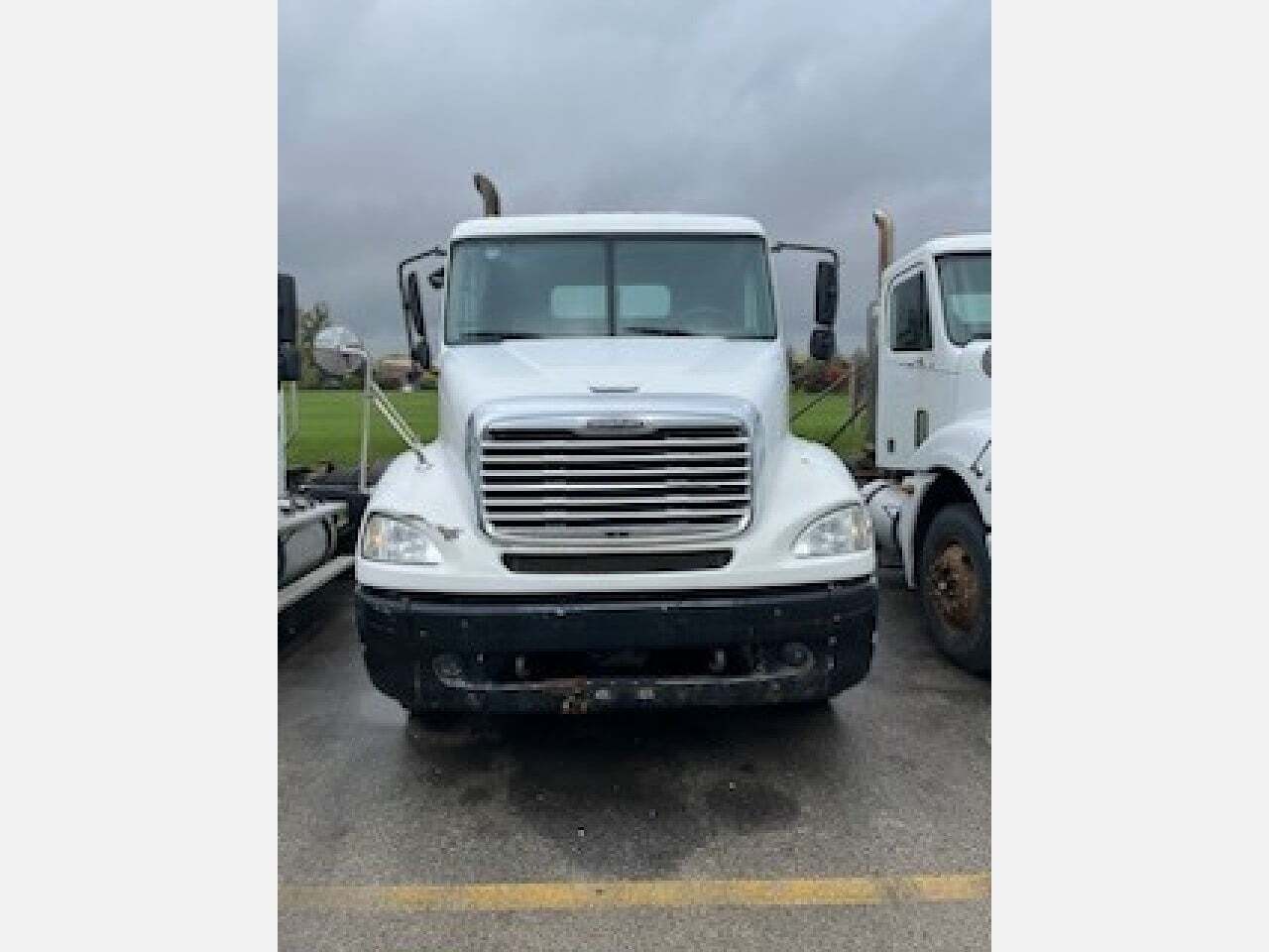 2006 FREIGHTLINER COLUMBIA in Bonita Springs, FL
