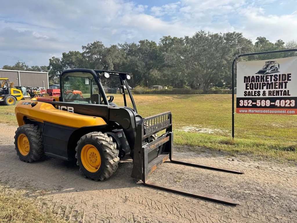 JCB 515-40 Mini Telehandler in Bushnell, FL