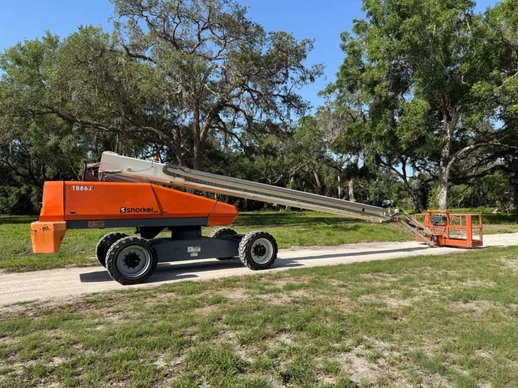 2017 SNORKEL TB86J Telescopic Boom Lift in Bushnell, FL