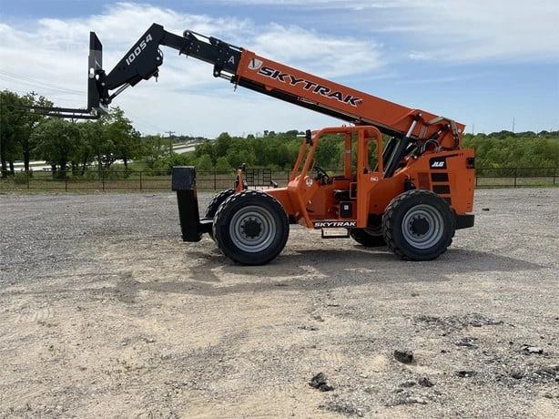 2023 JLG 10054 in Weatherford, TX