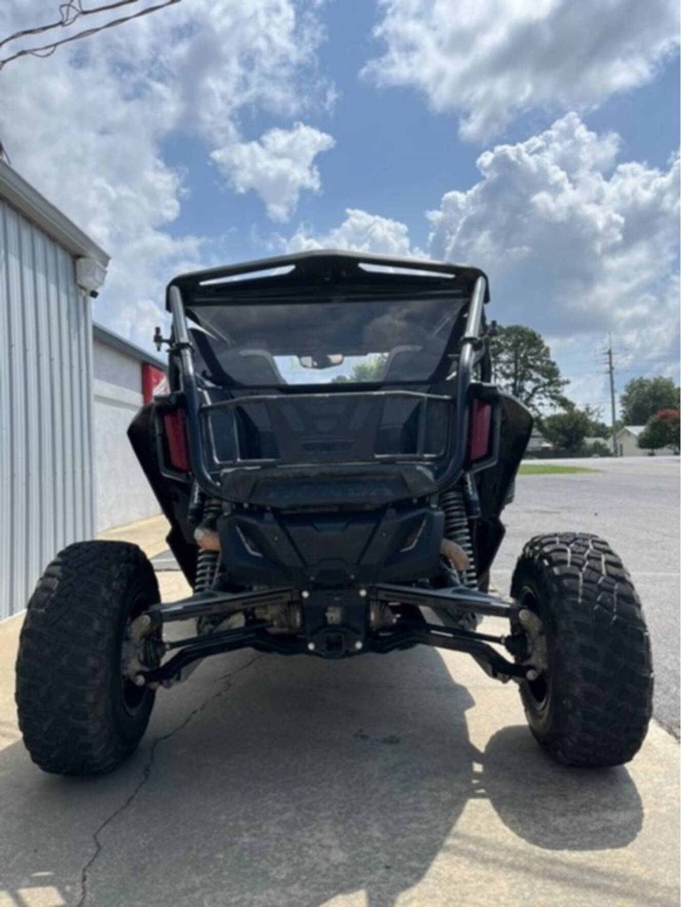 A photo of this 2023 Honda® Talon 1000RS FOX Live Valve