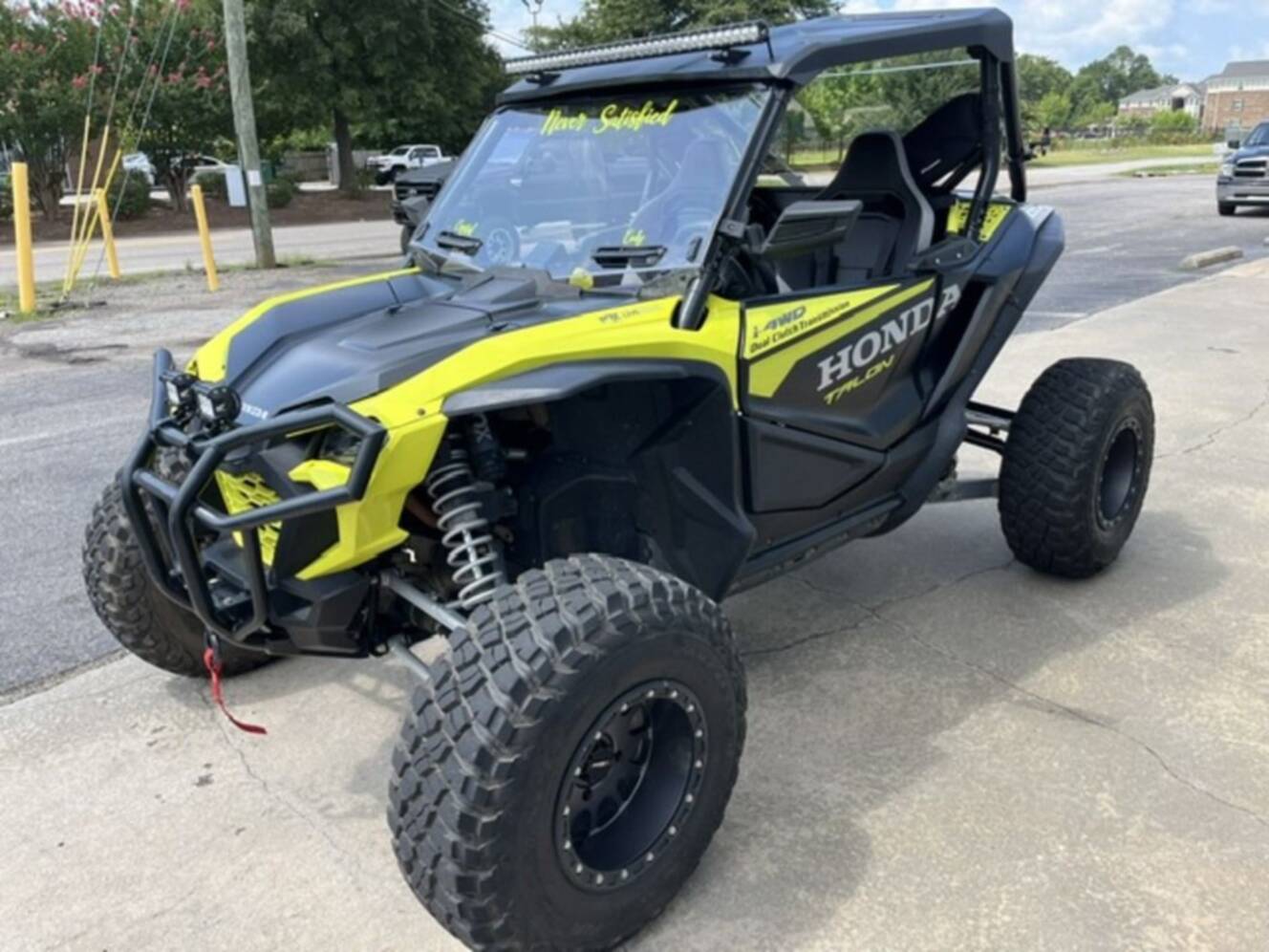 A photo of this 2023 Honda® Talon 1000RS FOX Live Valve