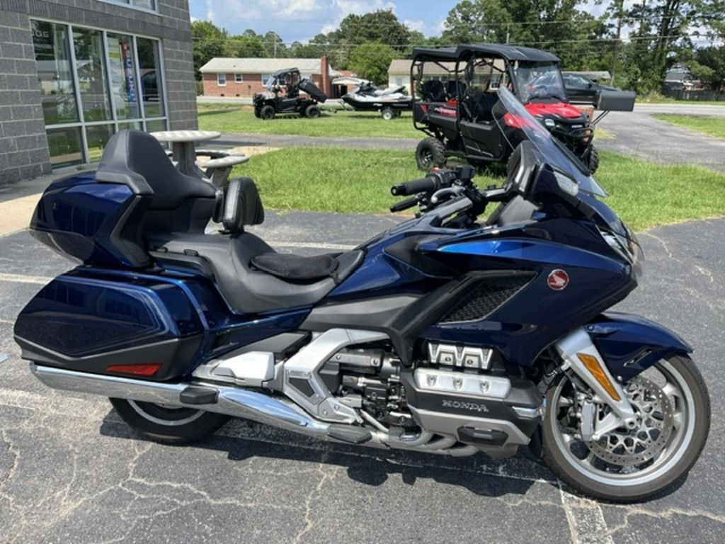2019 Honda® Gold Wing Tour Pearl Hawkseye Blue 1800 TOUR in Aiken, SC