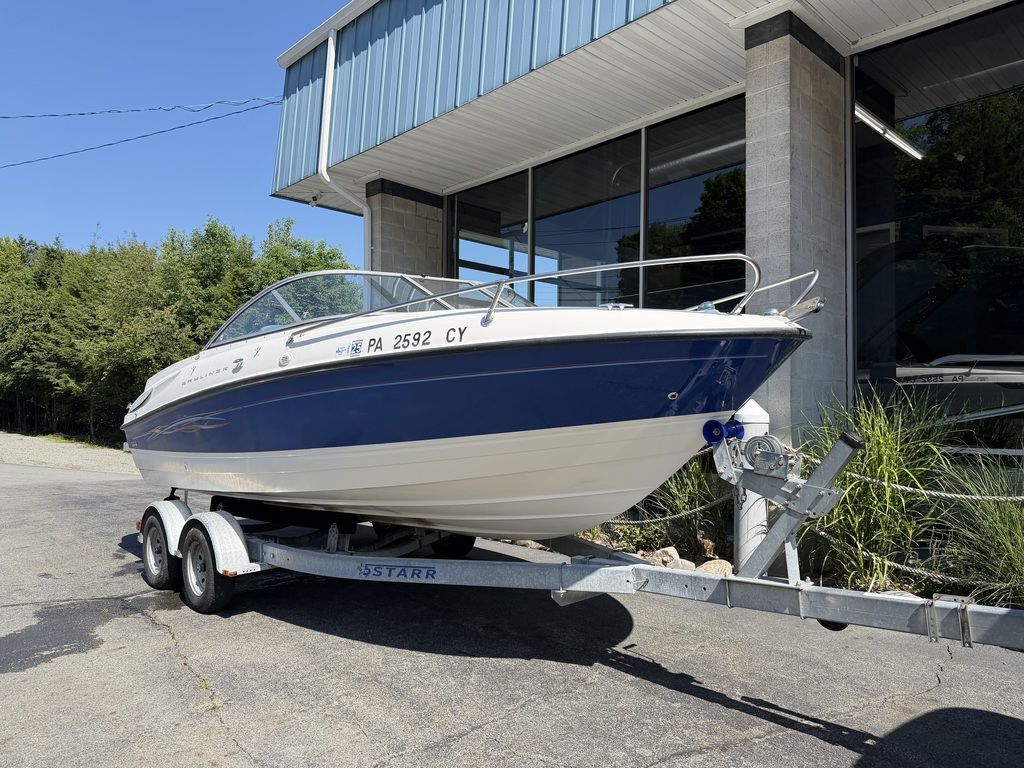2006 Bayliner 212 in greentown PA
