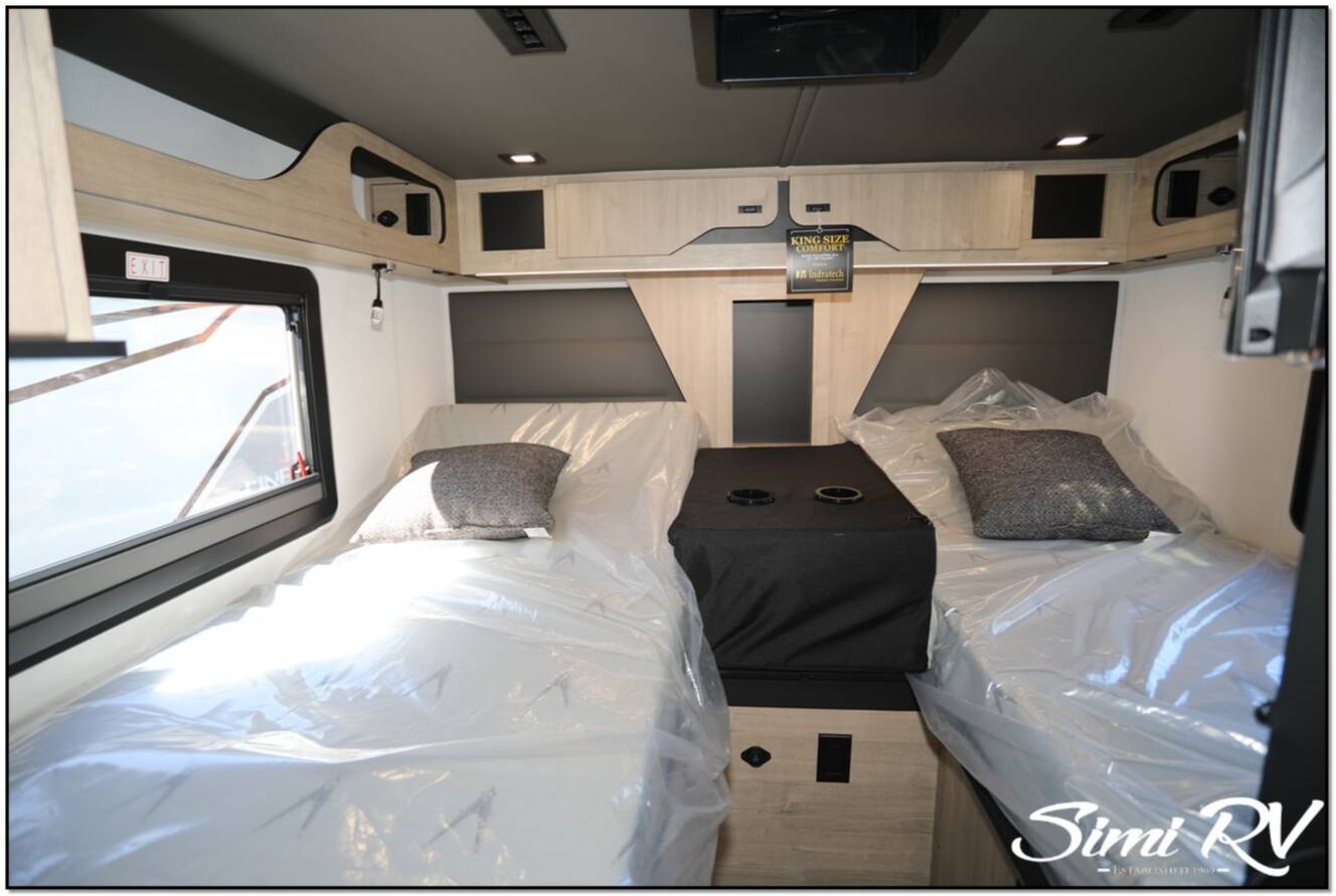 A photo of this 2026 Grand Design Lineage Series M 25TK