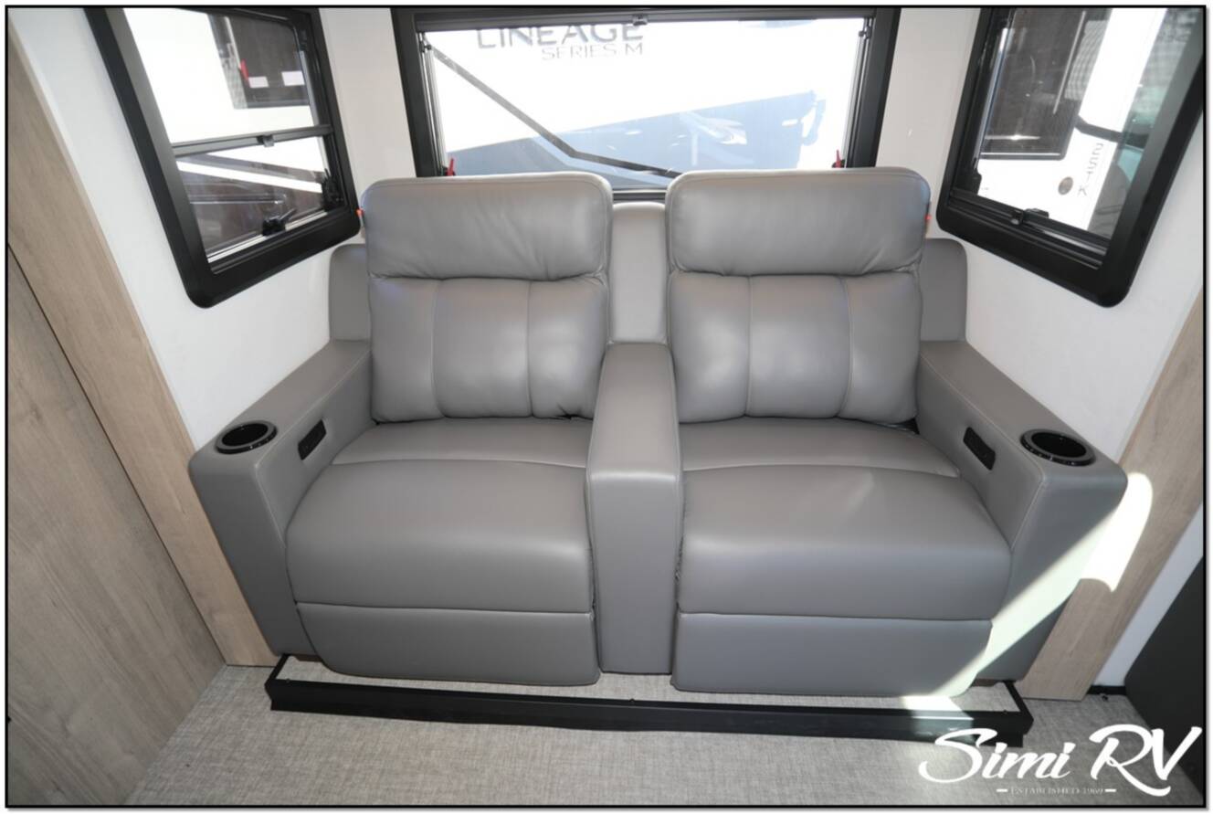A photo of this 2026 Grand Design Lineage Series M 25TK