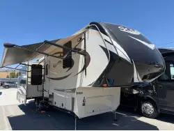 2016 Grand Design RV Solitude ST321RL