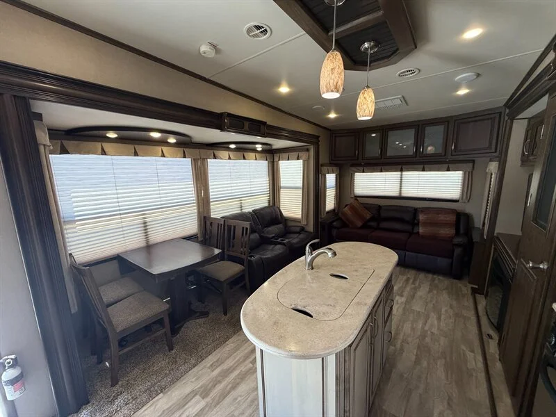 2016 Grand Design RV Solitude ST321RL