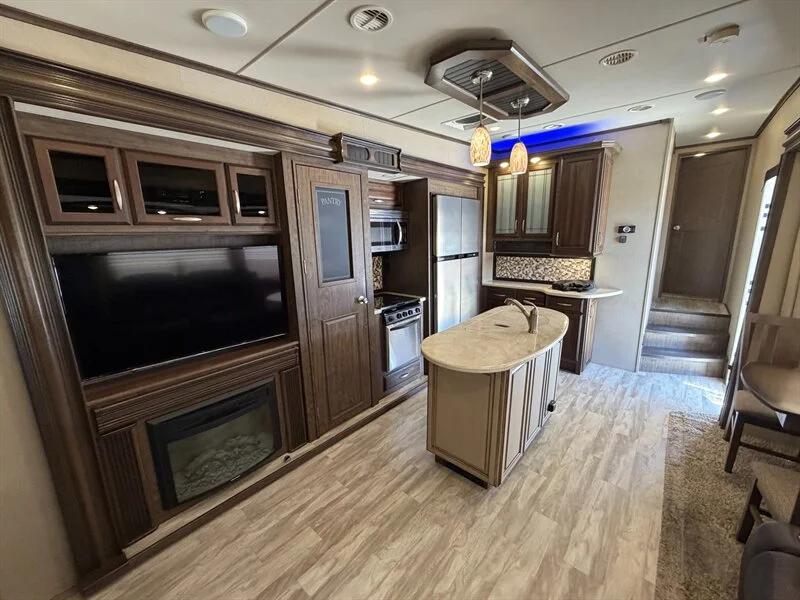 2016 Grand Design RV Solitude ST321RL