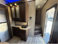 2016 Grand Design RV Solitude ST321RL