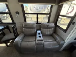 2020 Jayco NORTHPOINT 377RLBH
