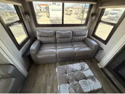 2020 Jayco NORTHPOINT 377RLBH
