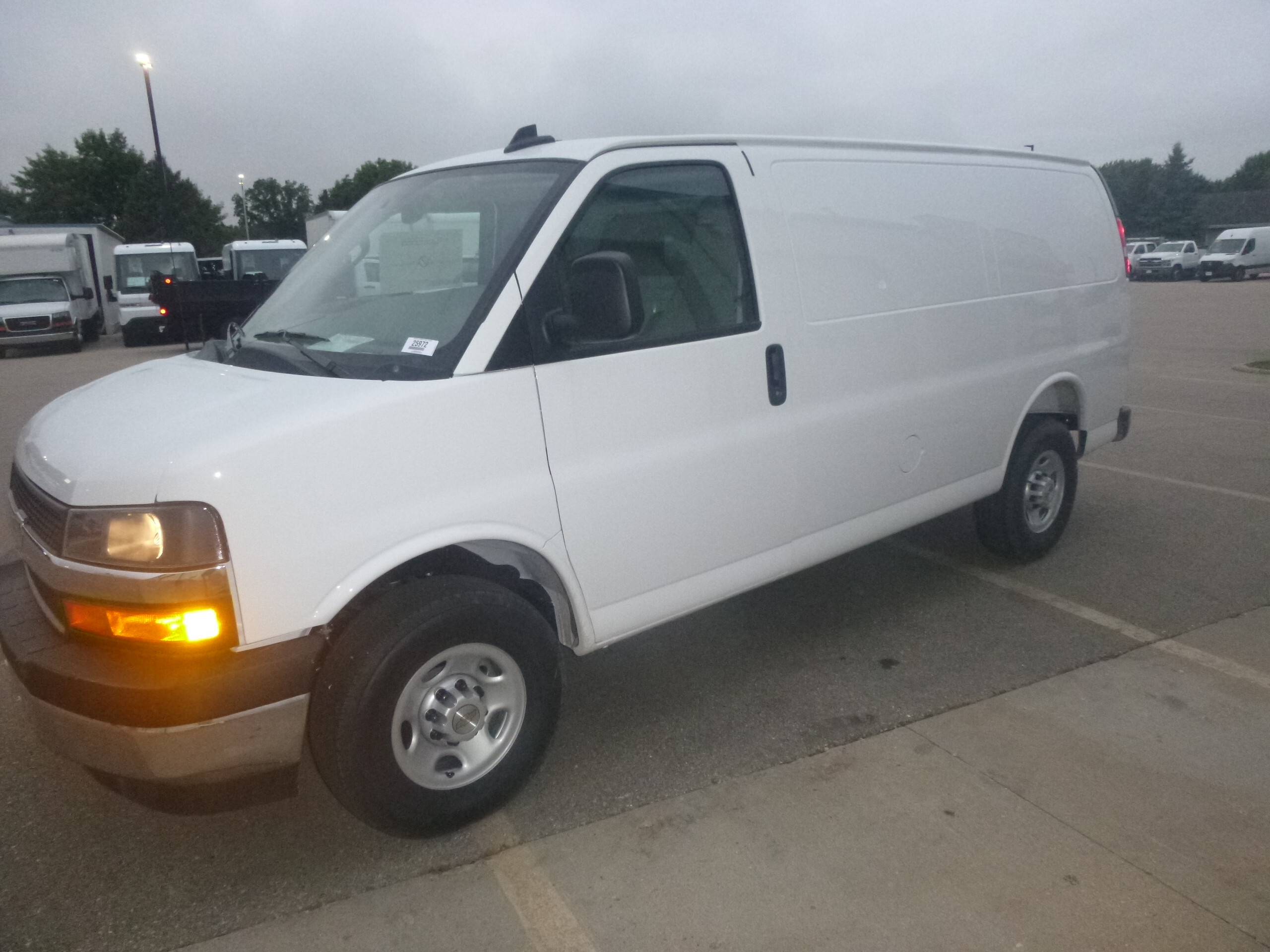 2025 Chevrolet Express 2500 Cargo van in Janesville, WI
