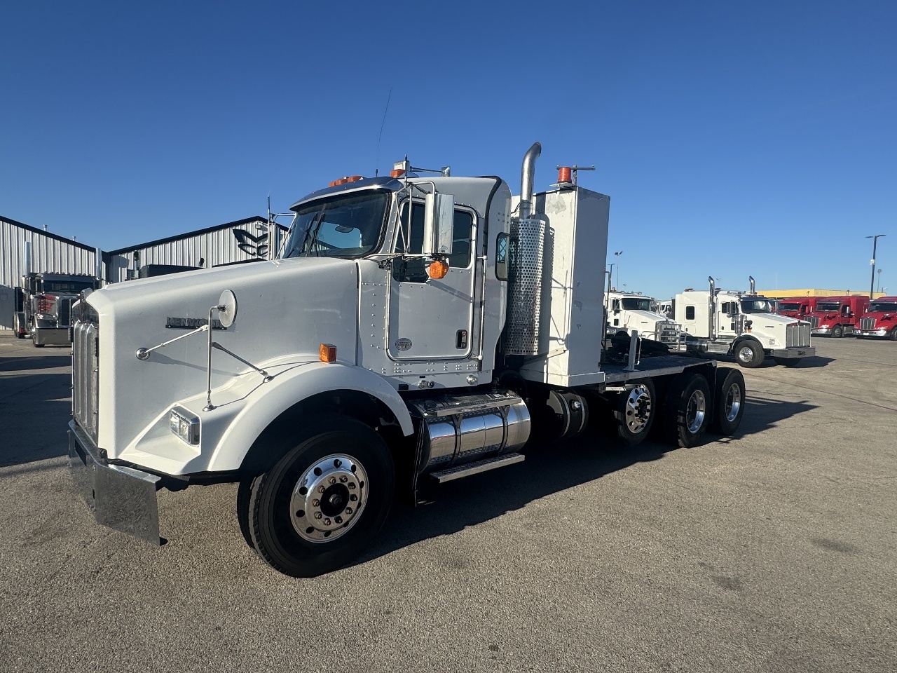 2016 KENWORTH T800 in Dallas, TX