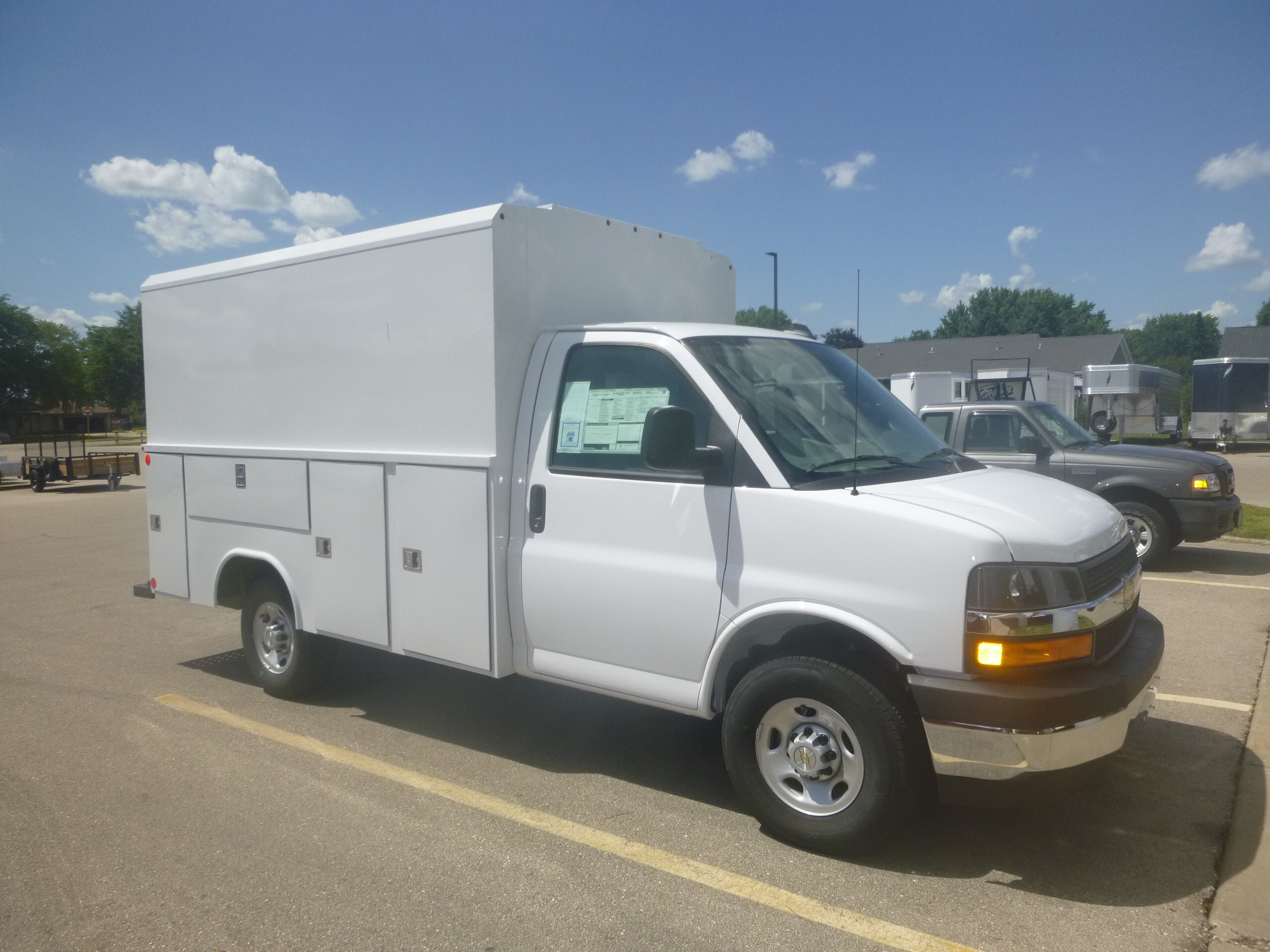 2025 CHEVROLET Express 3500 Commercial Cutaway in Janesville, WI